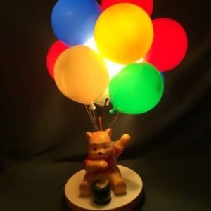 winnie the pooh lamp with balloons